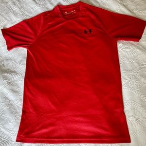 UNDER ARMOUR Heat Gear, Loose, Men’s Red, Small
